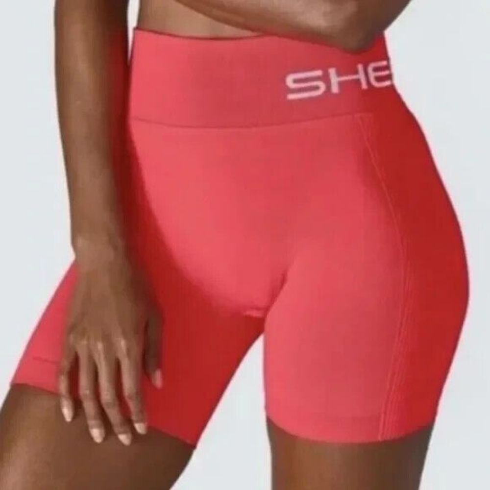 SHEFIT Seamless Ribbed Shorts Luxe L Ruched Bum Compression Pink Bright Medium